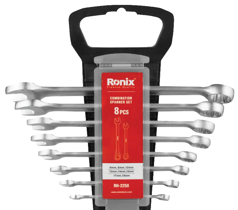 Spanner set with plastic bracket